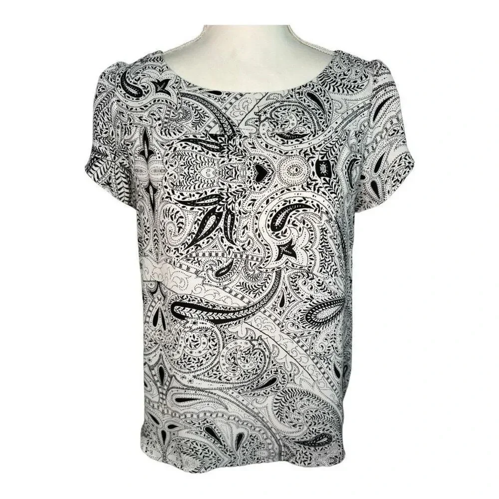 LOFT Small‎ Petite Black & White Shadow Paisley Petal Sleeve Top